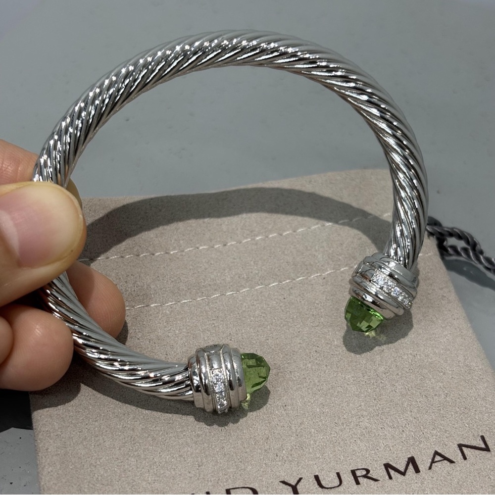 David Yurman 7MM diamond/green onyx bracelet